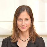 Adv. Dana Feinerich Gilah - Family and Business Mediation
